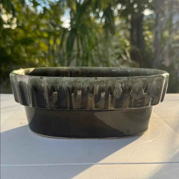 HULL Vintage Mid-Century Drip Glaze Planter Ceramic Pottery - Picture 3 of 5